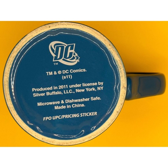 BATMAN Mug Blue w /Black & Yellow DC Comics 2011 Black Interior - Picture 6 of 7